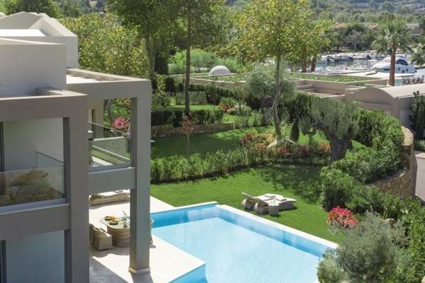 Porto Sani-Three Bedroom Family Suite Ground Floor Private Pool Garden View 1_17760